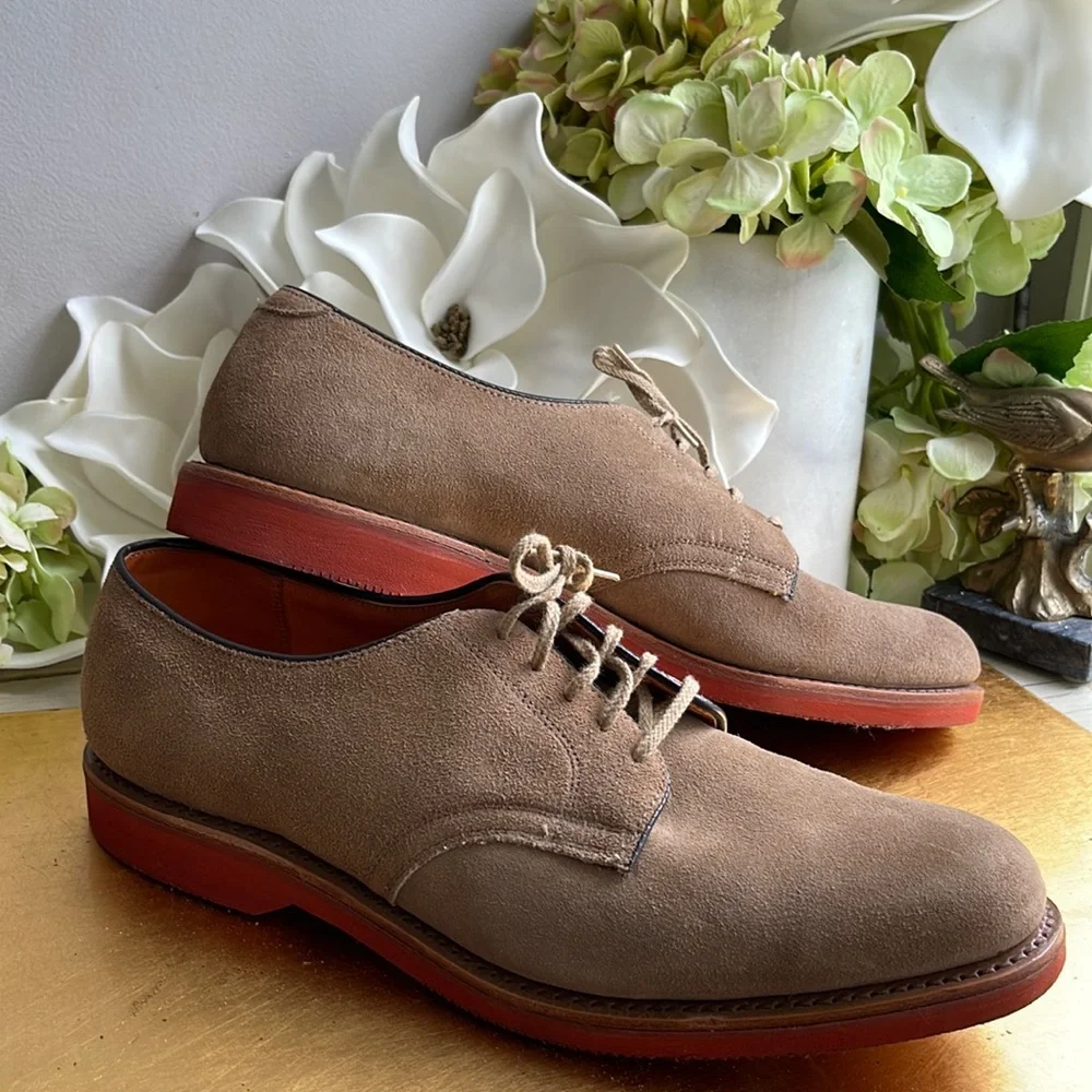 Vintage! Cole Haan Classic Suede Derbys in Medium Tan